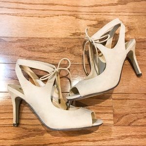 Unisa Marris sandal in taupe